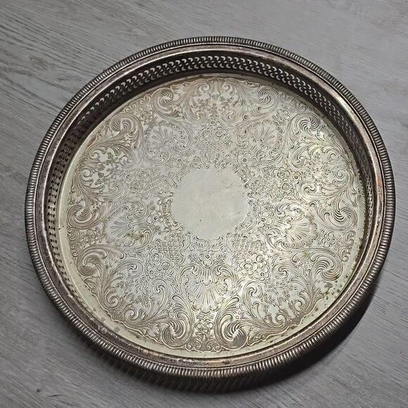 Vintage WM Rogers silver plate - Picture 4 of 4